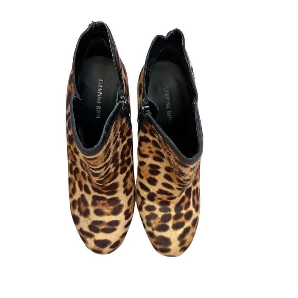 Leopard Print Pony Hair Leather‎ Trim Heel Booties 7.5M Gianni Bini